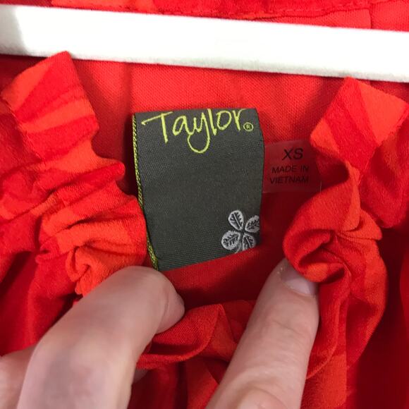 Taylor Dress Womens XS Red‎ Floral Tiered Pleated Flowy Strap Tie Tassel Summer - Picture 7 of 12